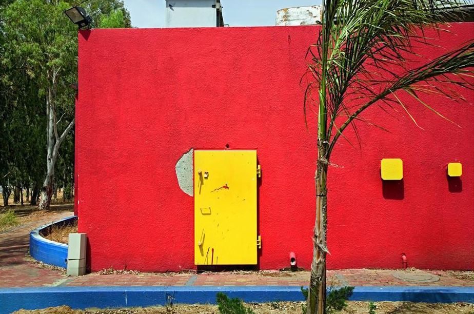 רשות הציבור, שדרות. 2008, צילום סטילס, הדפס למבדה, 40 על 50 ס”מ