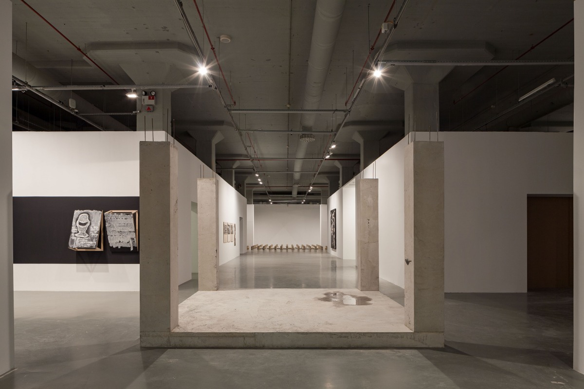 Lydia Ourahmane, All the way up to the Heavens and down to the depths of Hell, 2017  Concrete, steel, water, trumpet Solo. 280 x 400 x 20 cm, 00:48 min. (trumpet solo)  Courtesy of the artist Presented with the support of Jerwood Charitable Foundation. Ph