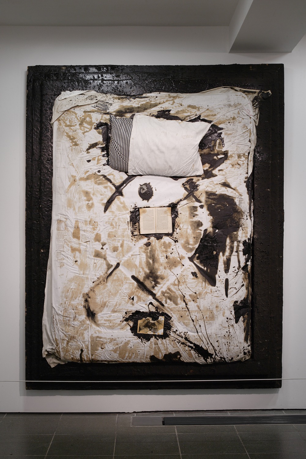 Derek Jarman, Bed (IV), 1988-89, installation photograph from Brutal Beauty at Serpentine Galleries, 2008, photo: Sylvain Deleu