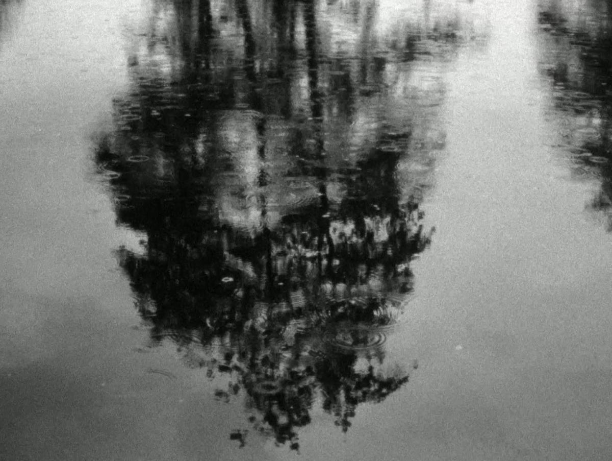 Haus Atlantis, Karen Russo